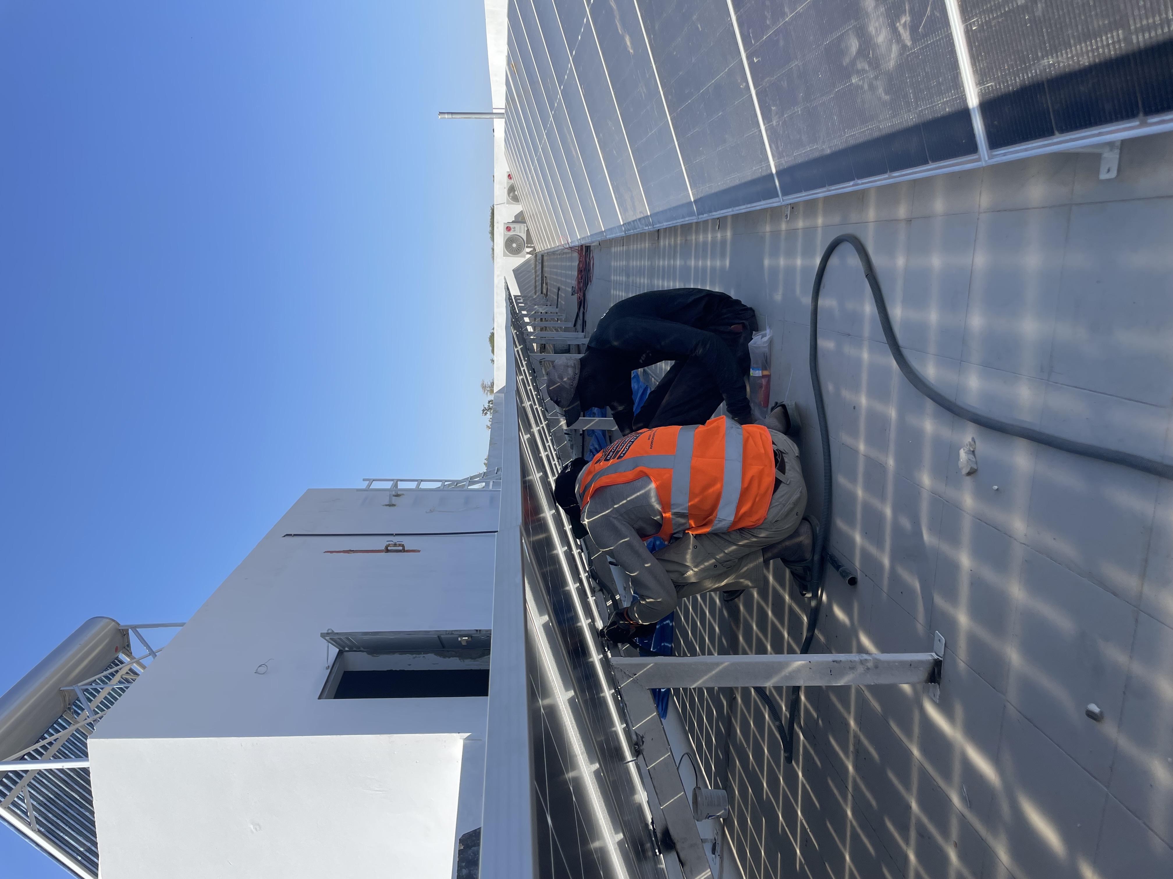 Pose de panneaux solaires